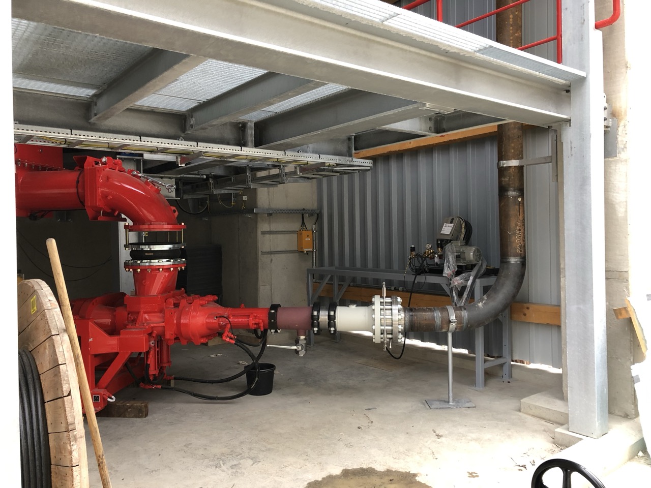 Klärschlammleitungen Bild